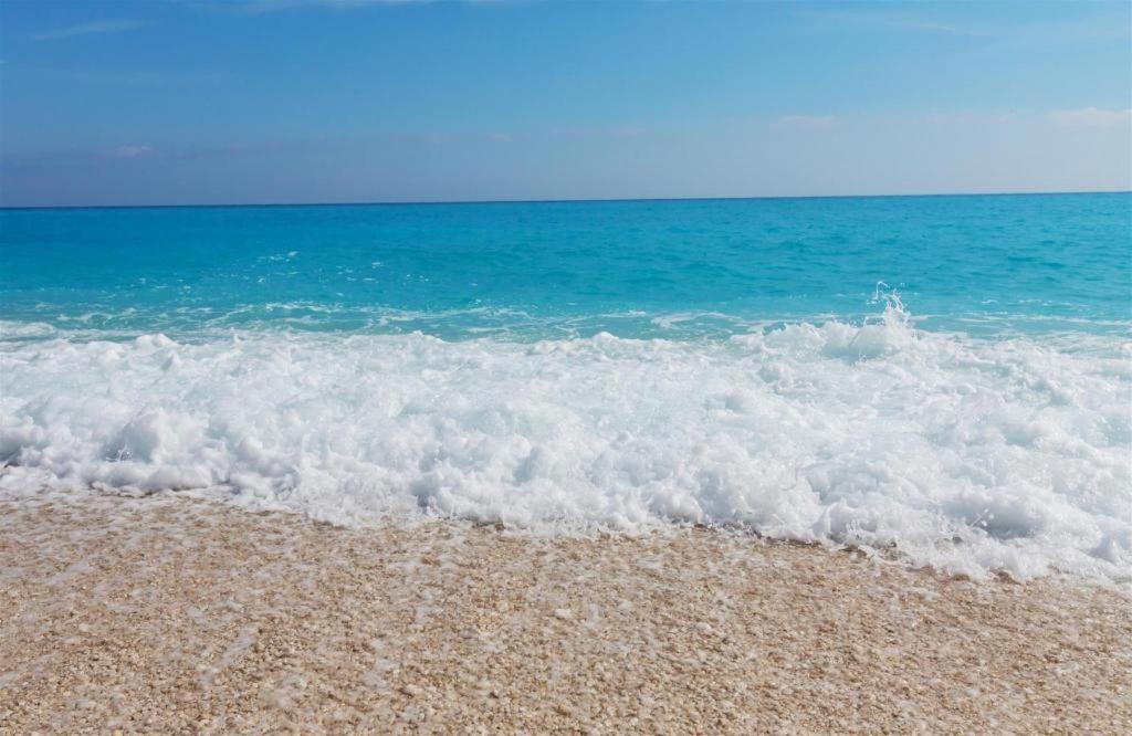 Sunrise Beach Hotel Пангандаран Екстериор снимка